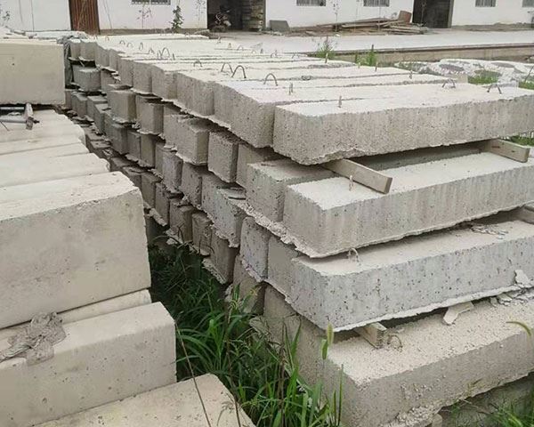 一字量钉子梁